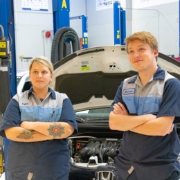 General Motors Awards Sinclair Auto-Tech Students with 14 Full-Tuition Scholarships